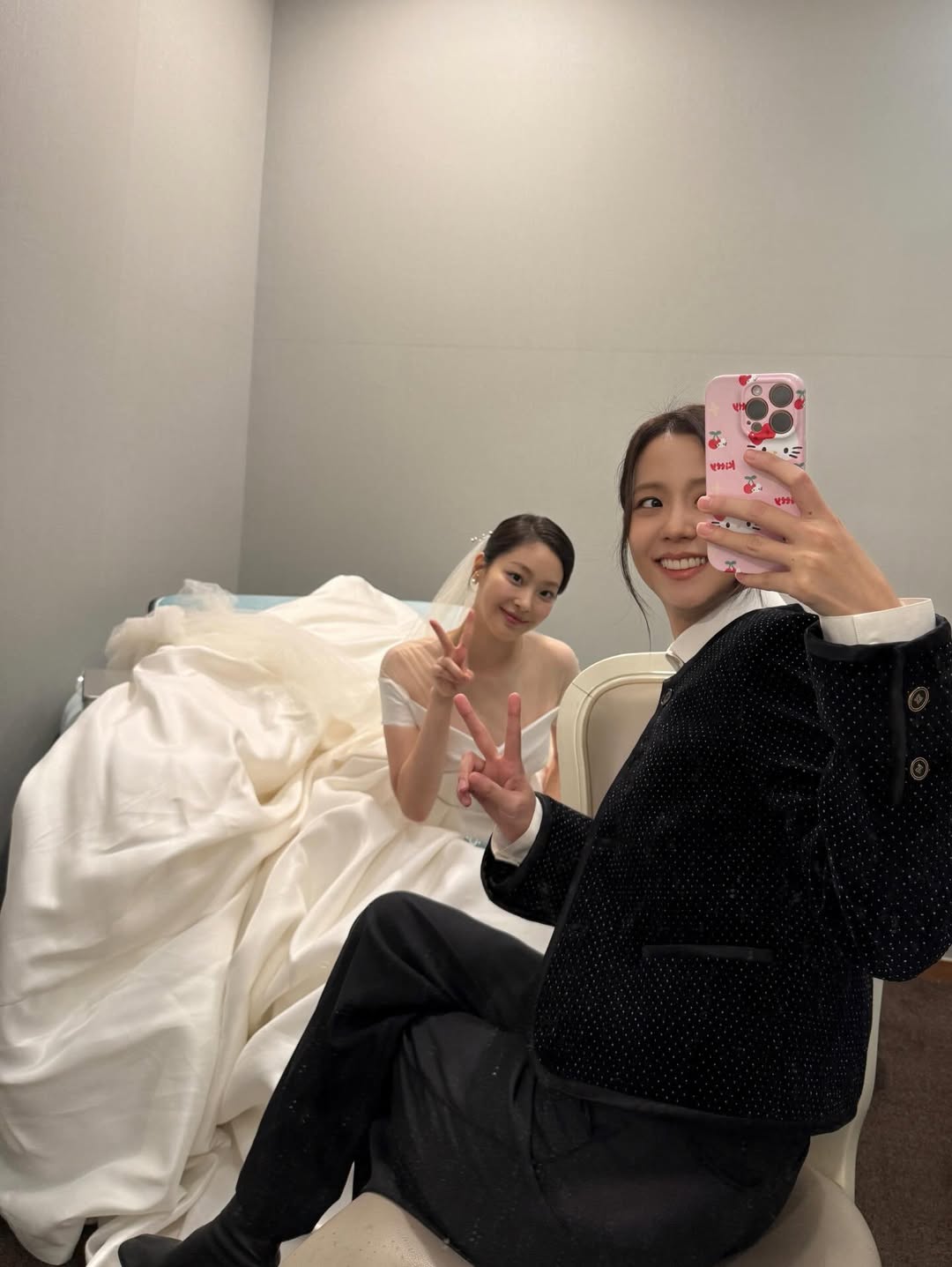 ربط التكنولوجيا بقصص الحب