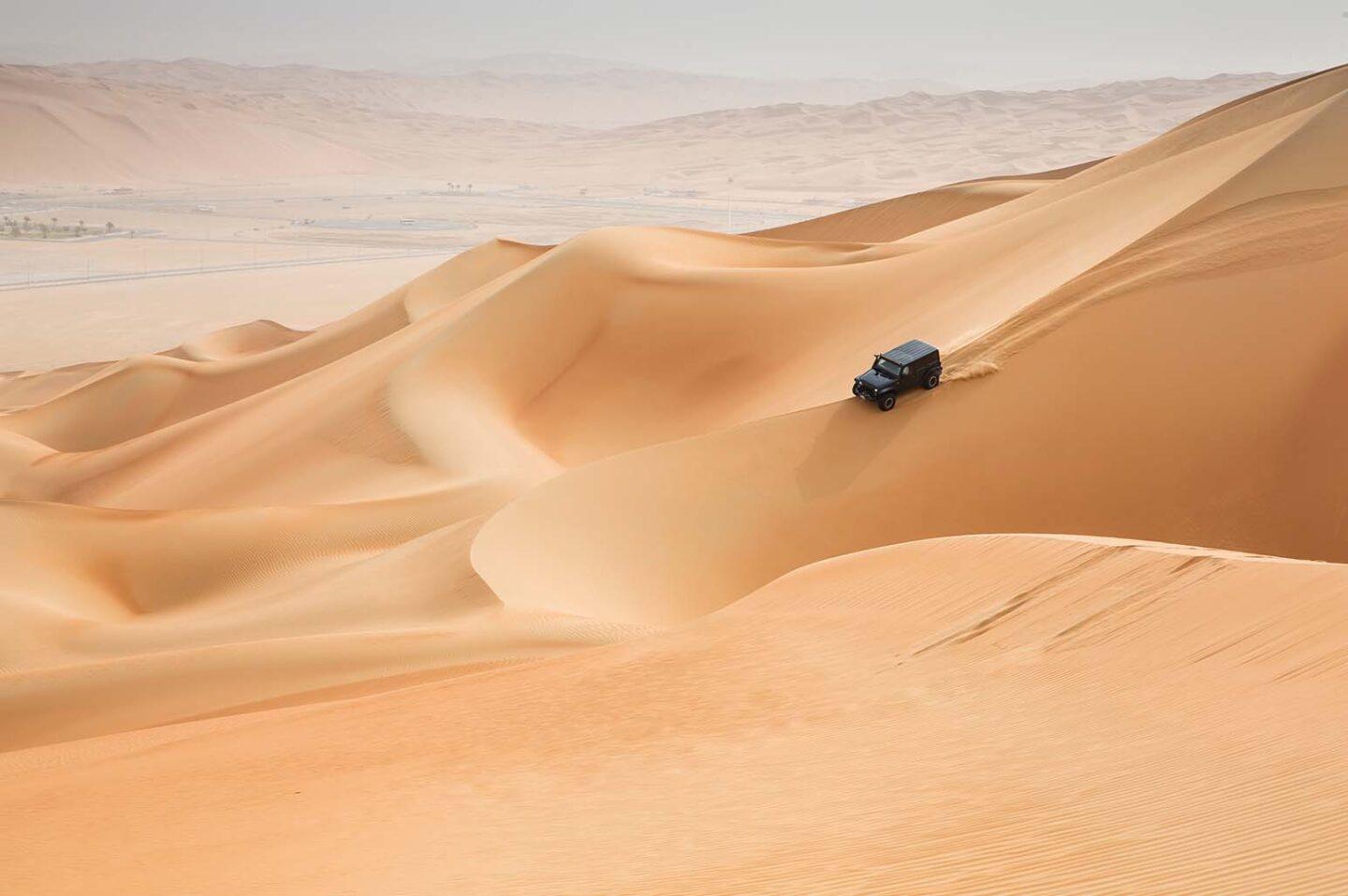 رحلات القيادة الصحراوية الوعرة