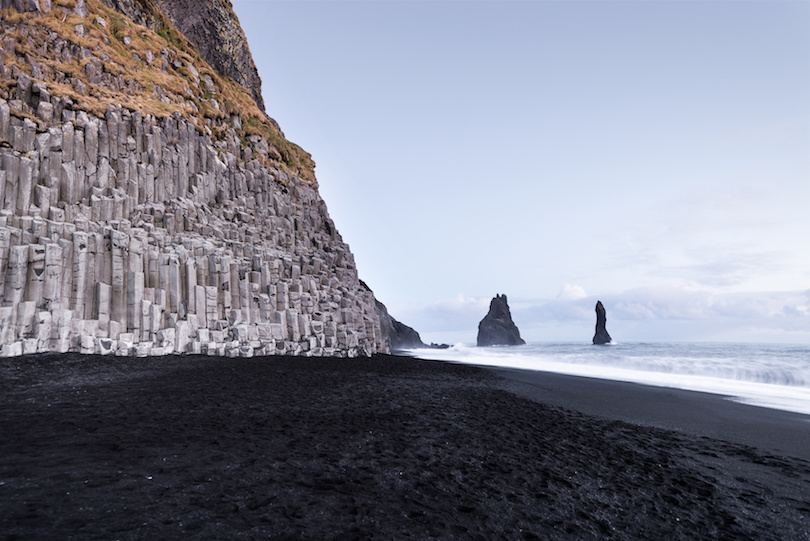 رحلة إلى شاطئ رينيسفجارا Reynisfjara Beach