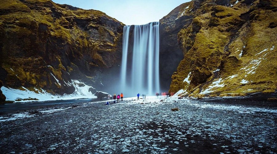 رحلة إلى شلالات سكوغافوس Skogafoss