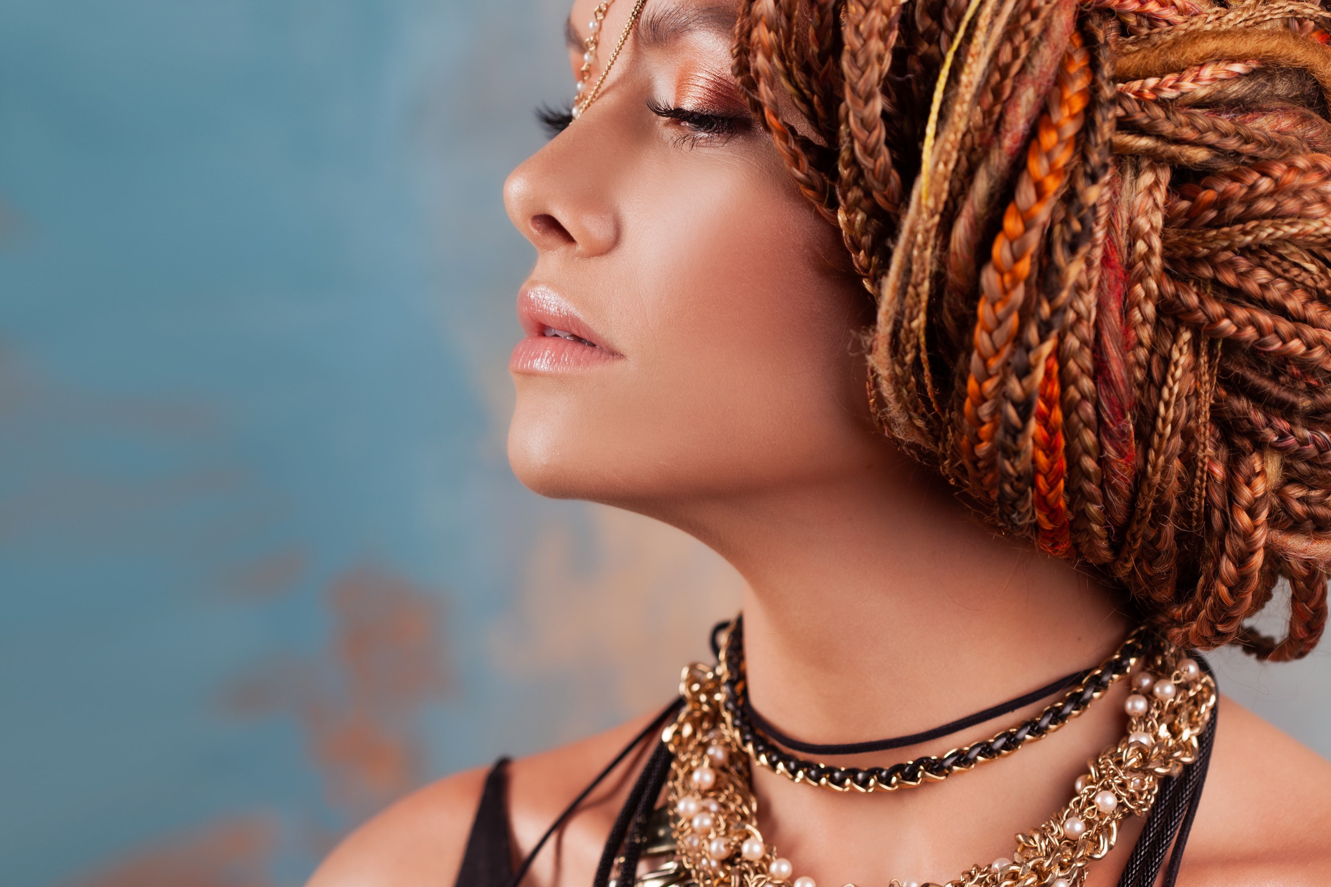 رحلة حب الذات من وحي الملكات عبر العصور