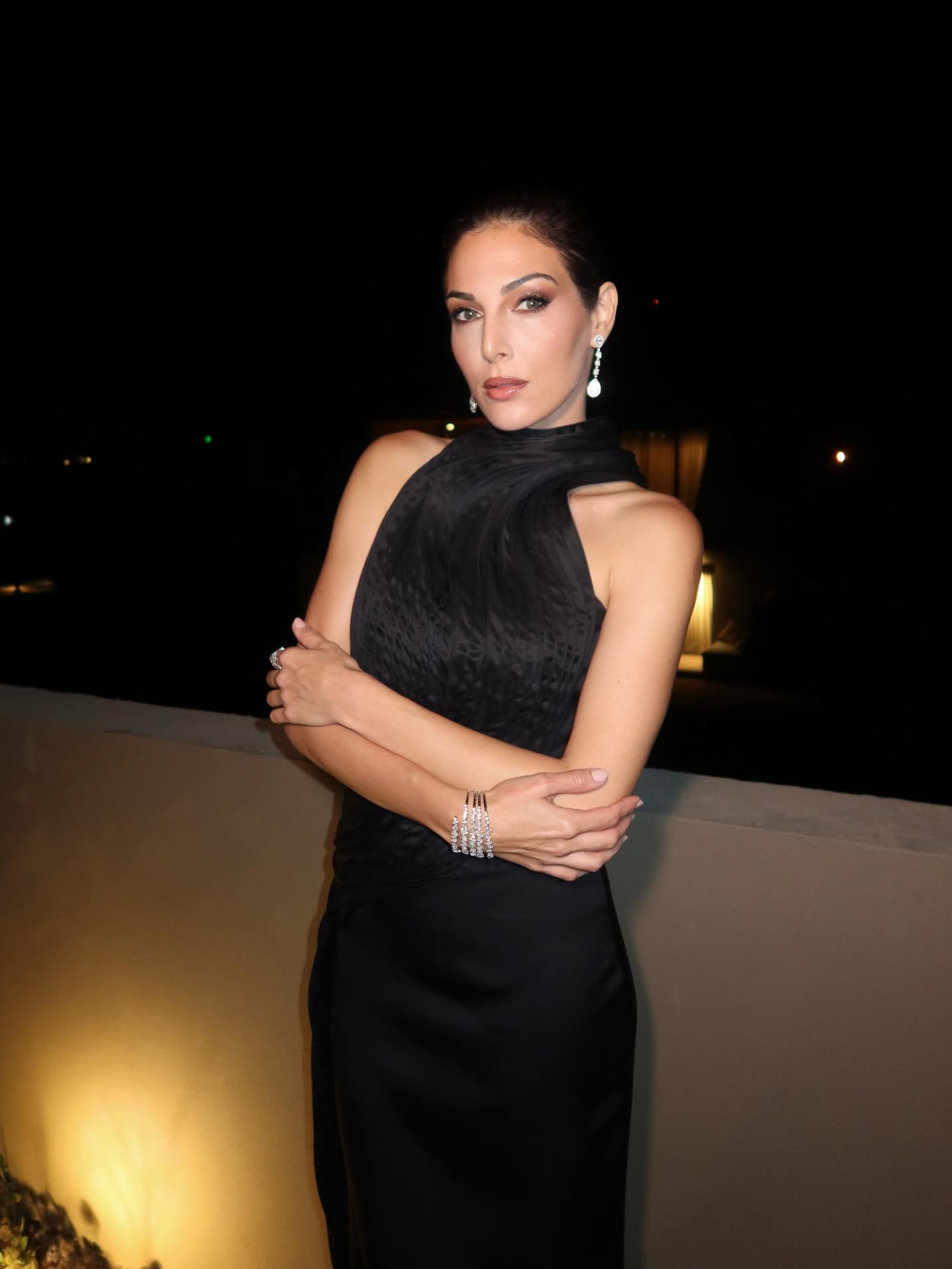 رزان جمال بمجوهرات برّاقة من إبداعات دار GLAMOUR Jewellery