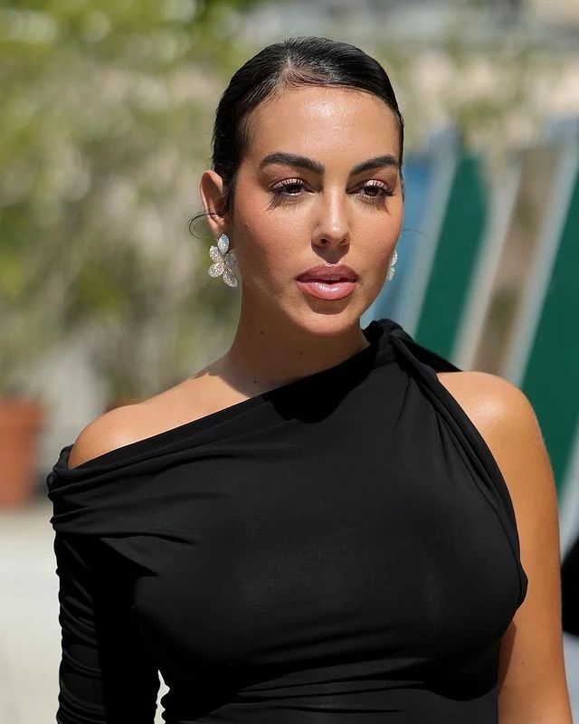 رسمات المكياج البني من وحي Georgina Rodríguez