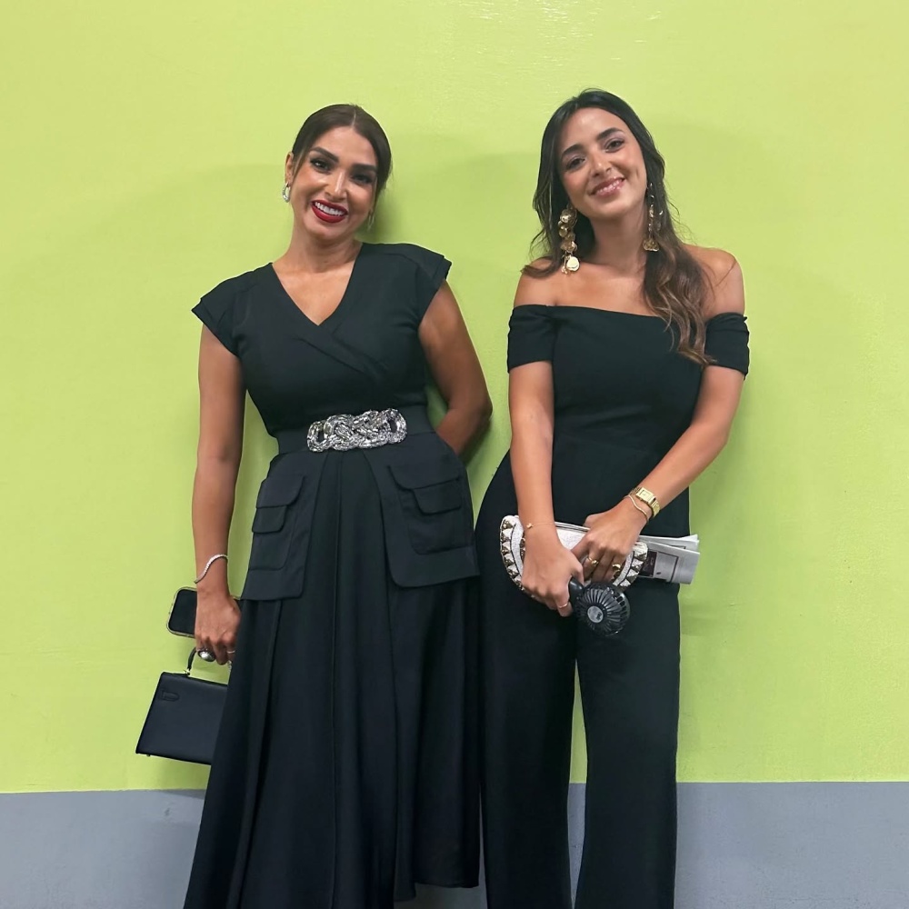 روجينا مع ابنتها المخرجة مايا أشرف زكي