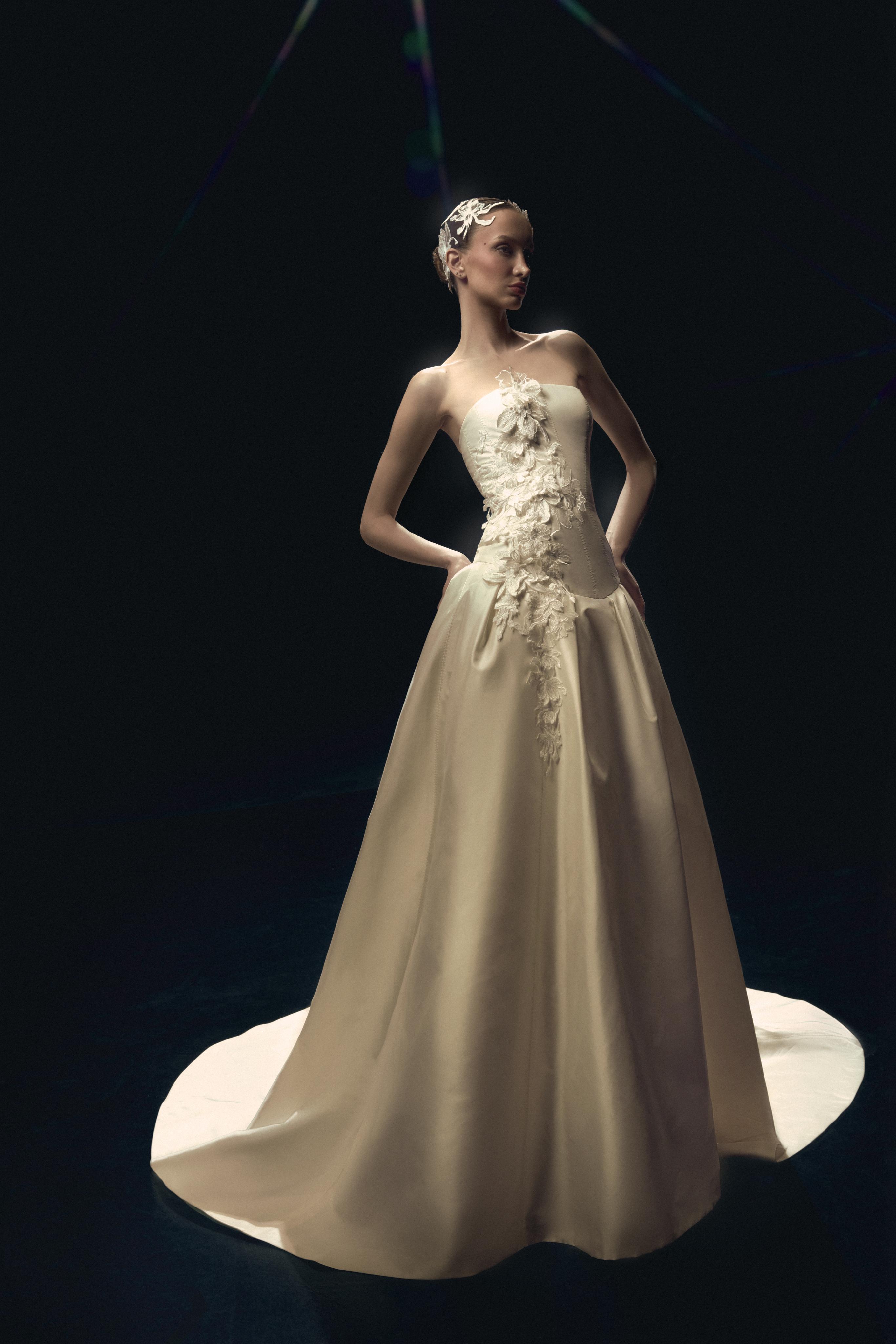 رومانسية العروس في مجموعة The Bridal Edit