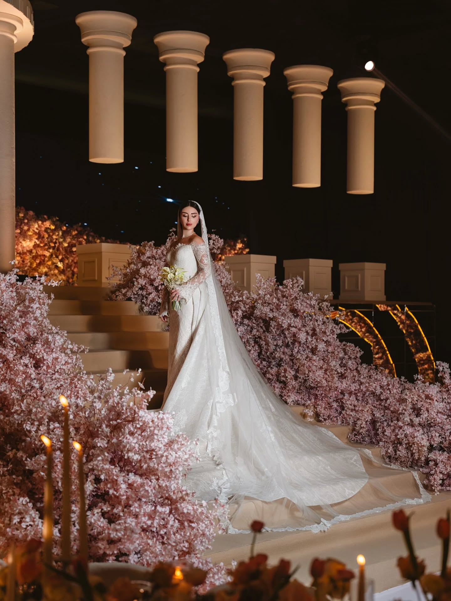 رومانسية في إطلالة عروس من Aden Fashion