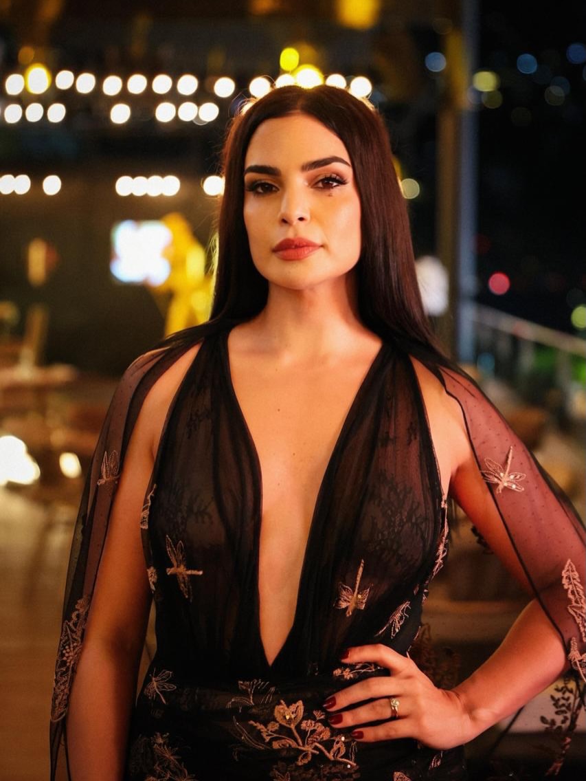 ريتا حايك بجمال لافت وشعر مالس في "الموريكس دور"