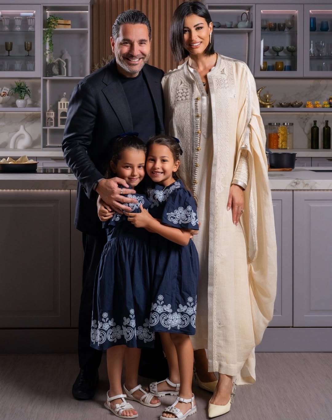 ريم السعيدي وعائلتها بأناقة شرقية