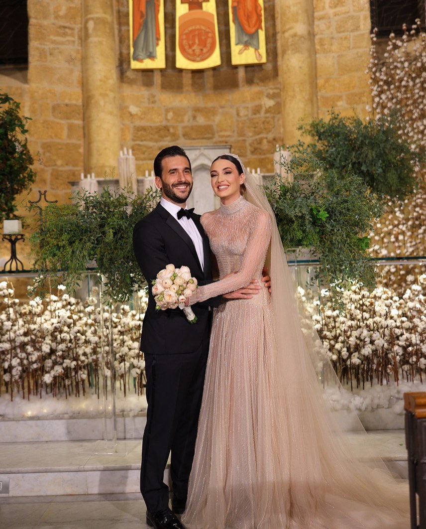 رينا شيباني مع عريسها في صورة نشرتها مؤخرا احتفالا بذكرى زواجها