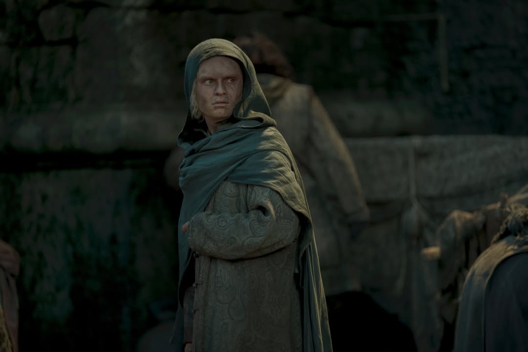 زحام "House of the Dragon" وبساطة "A Knight of the Seven Kingdoms"