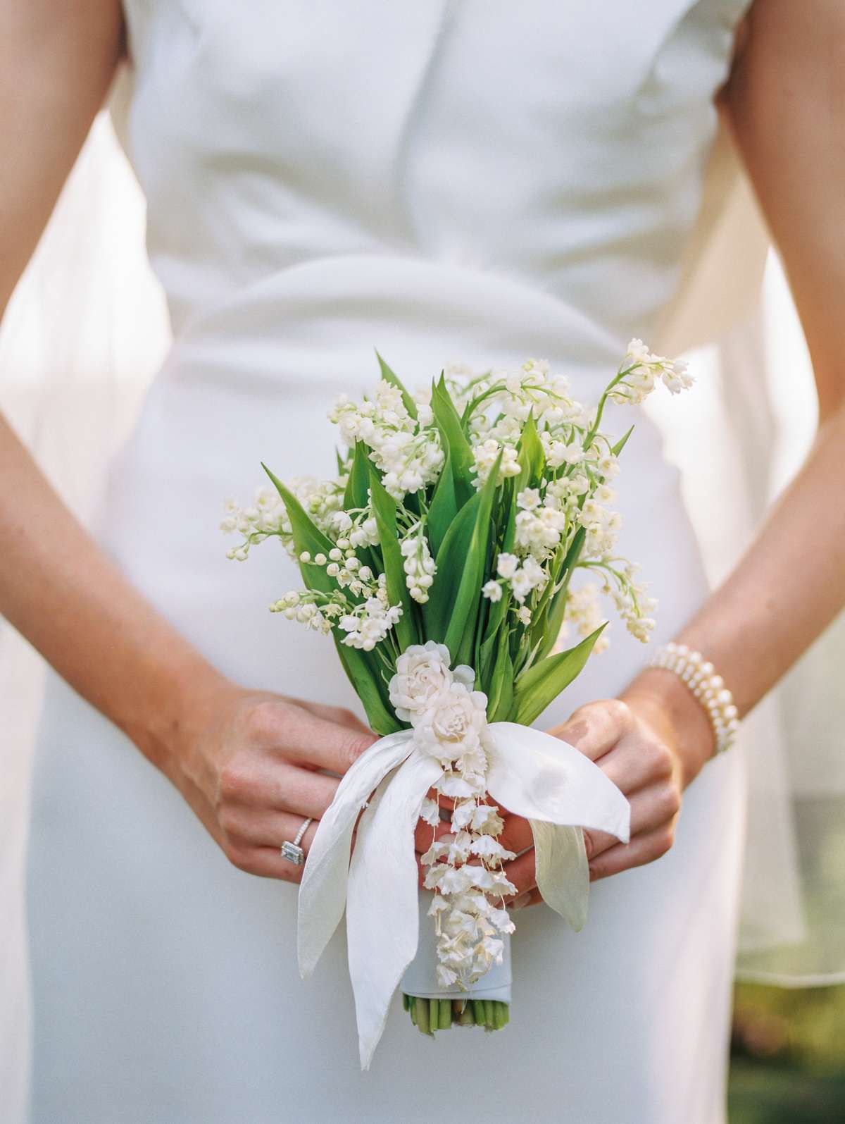 زنابق الوادي Lily of the Valley
