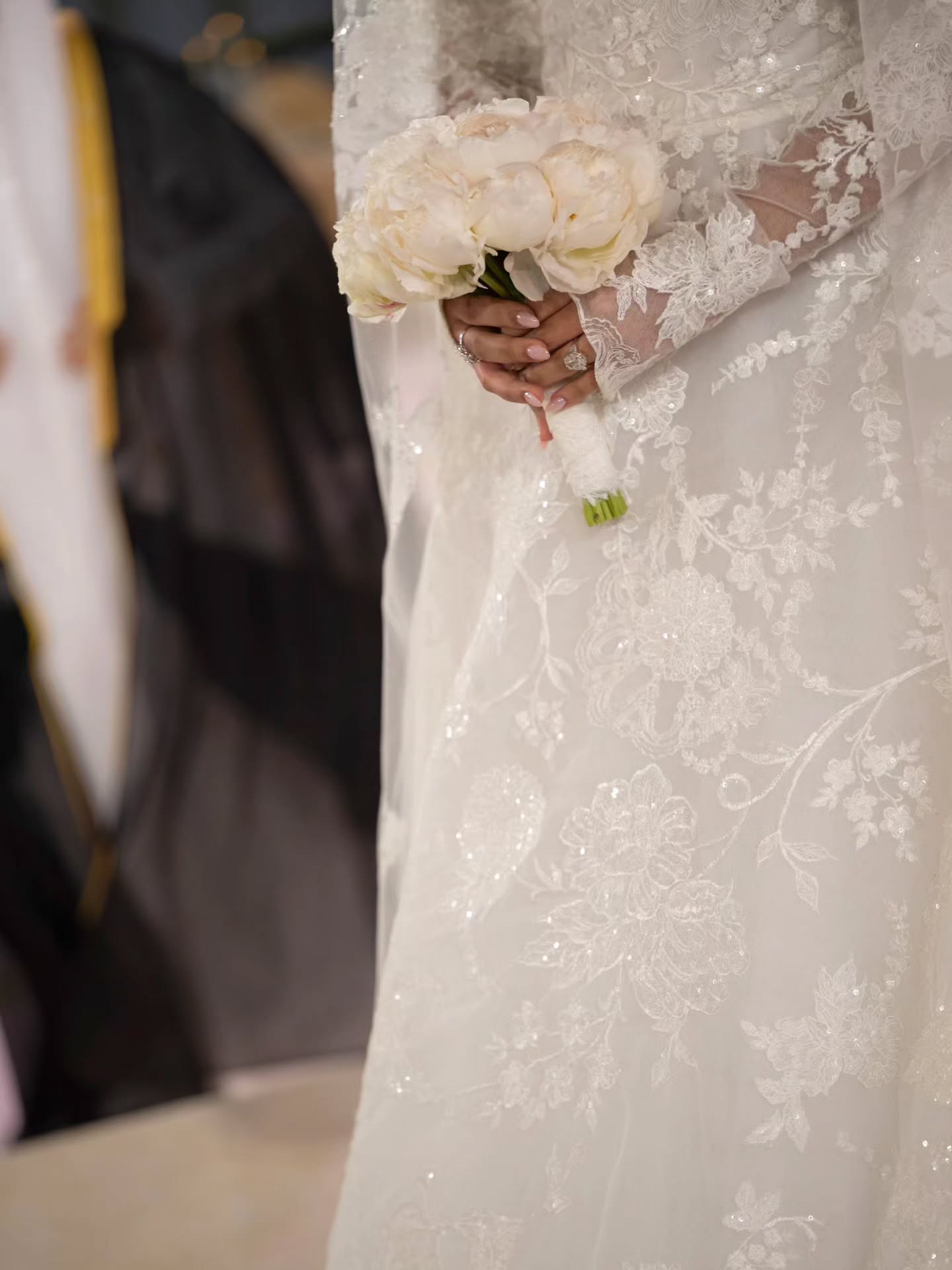 زهور الفاوانيا من أشهر انواع ورود باقات الزفاف