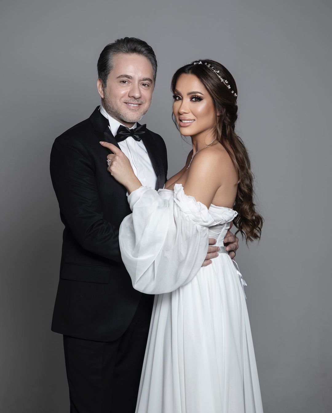 زوجة الفنان مروان خوري بفستان الزفاف