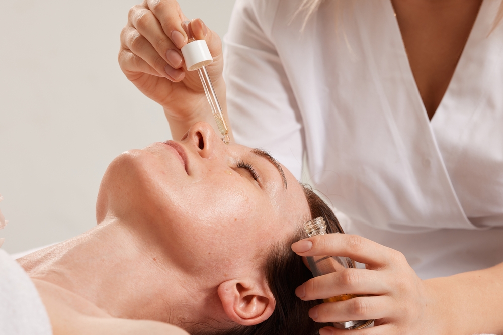 زيت الحلبة مع ماء الورد يساعد بتعزيز النتائج