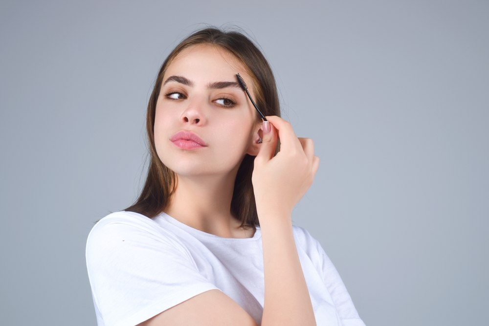 زيت اللوز الحلو من أخف الزيوت على البشرة وأكثرها غنىً بفيتامين E