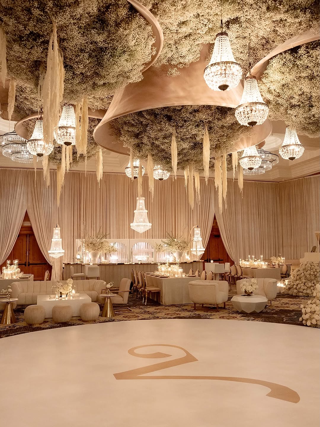 زينة البوهو في حفلات الزفاف- الصورة من THE FLORAL WAY