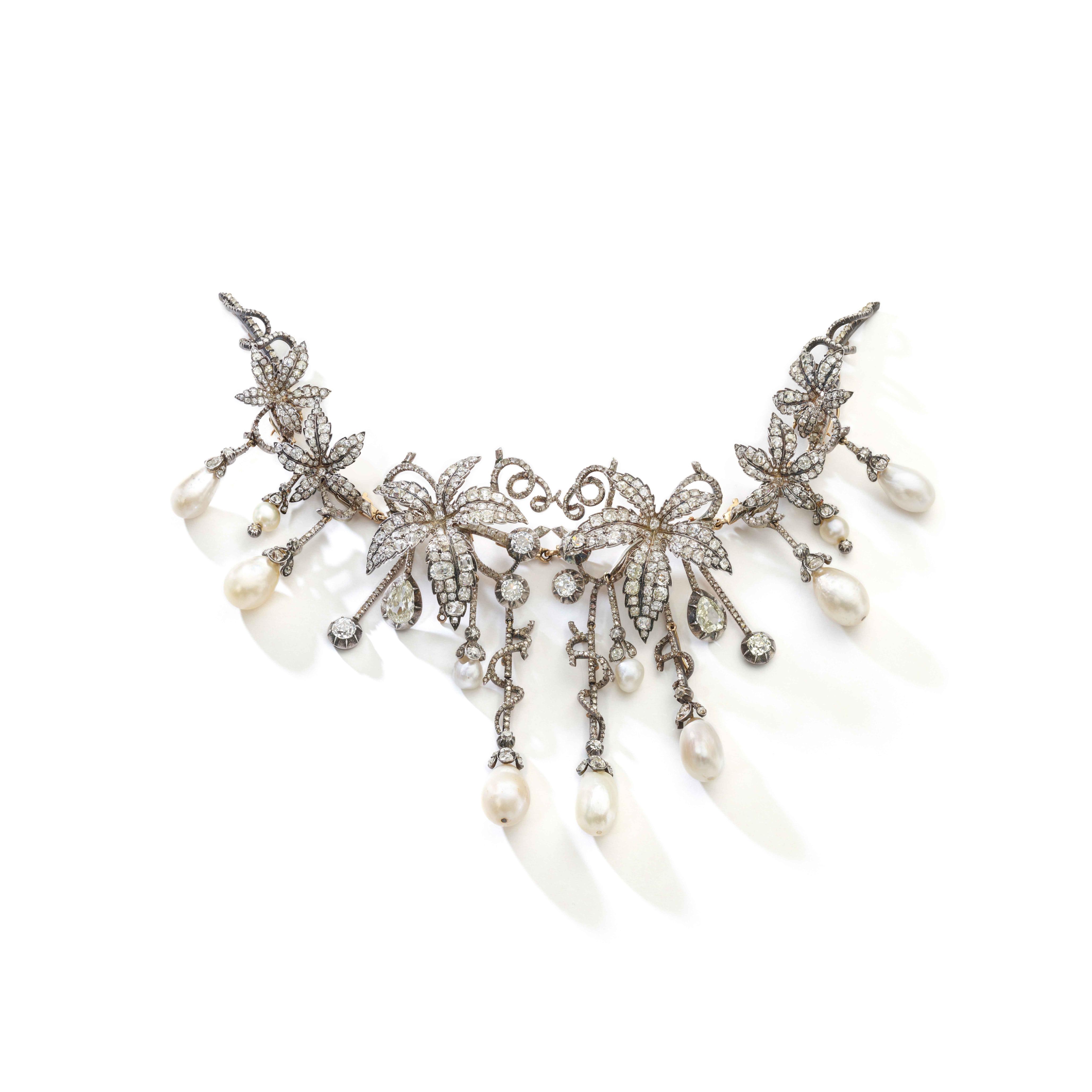 زينة شعر نادرة وذات أهمية تاريخية من اللؤلؤ الطبيعي والماس