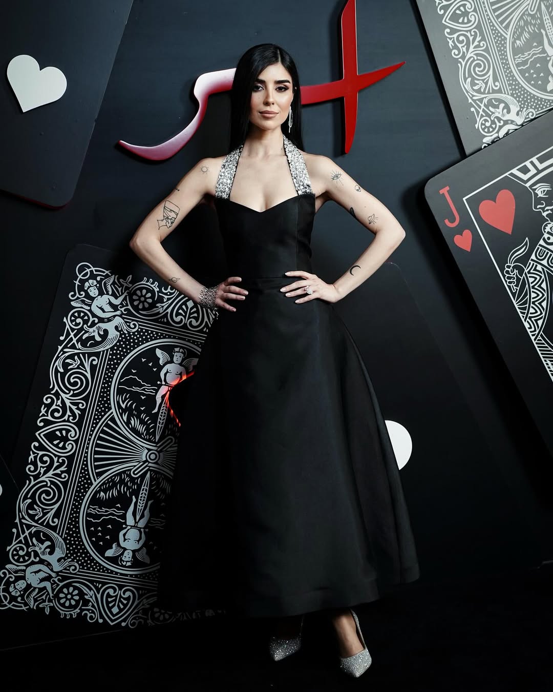 زينة مكي بفستان منفوش باللون الأسود، من توقيع دار Lili blanc