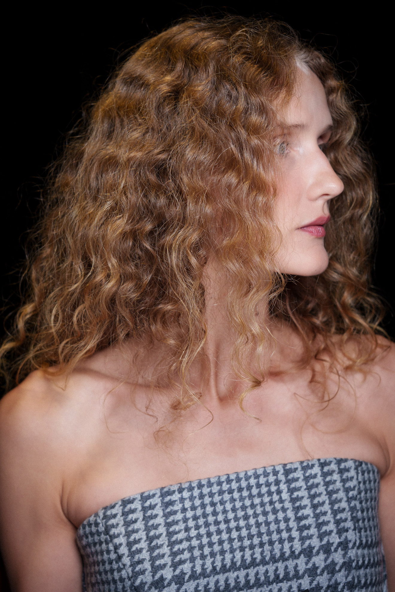 زيوت فعّالة لفروة الرأس من دار Bach Mai