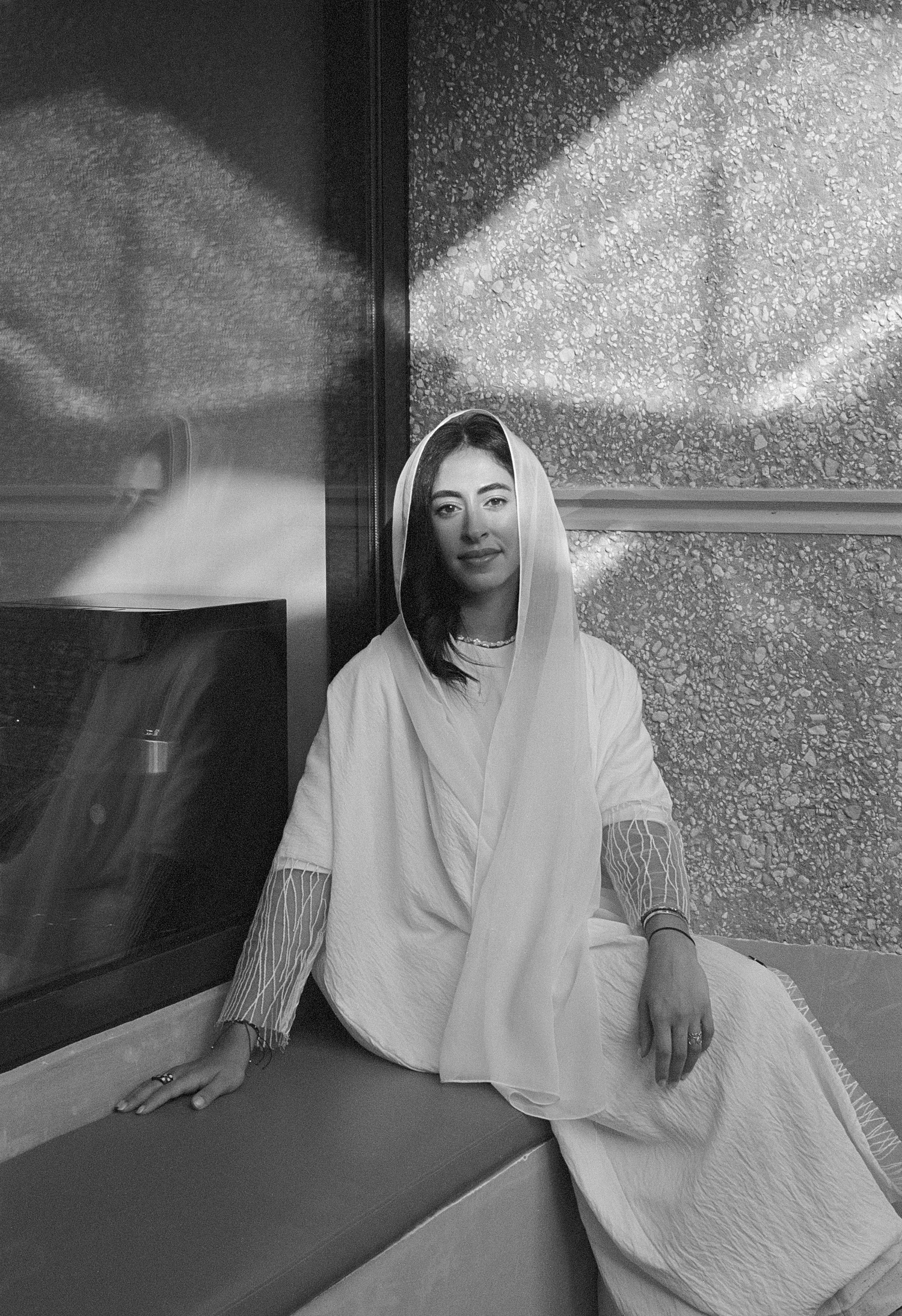 سارة المطلق
