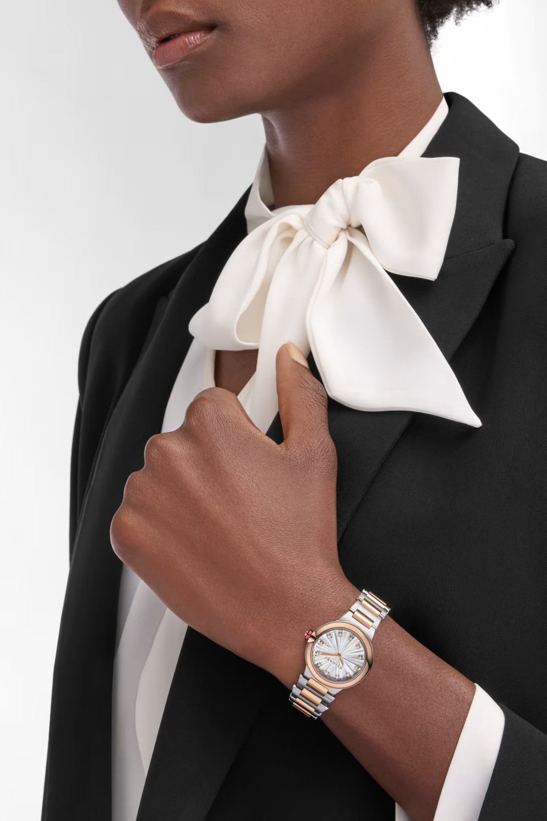 ساعة  Lvceaمن  Bulgari