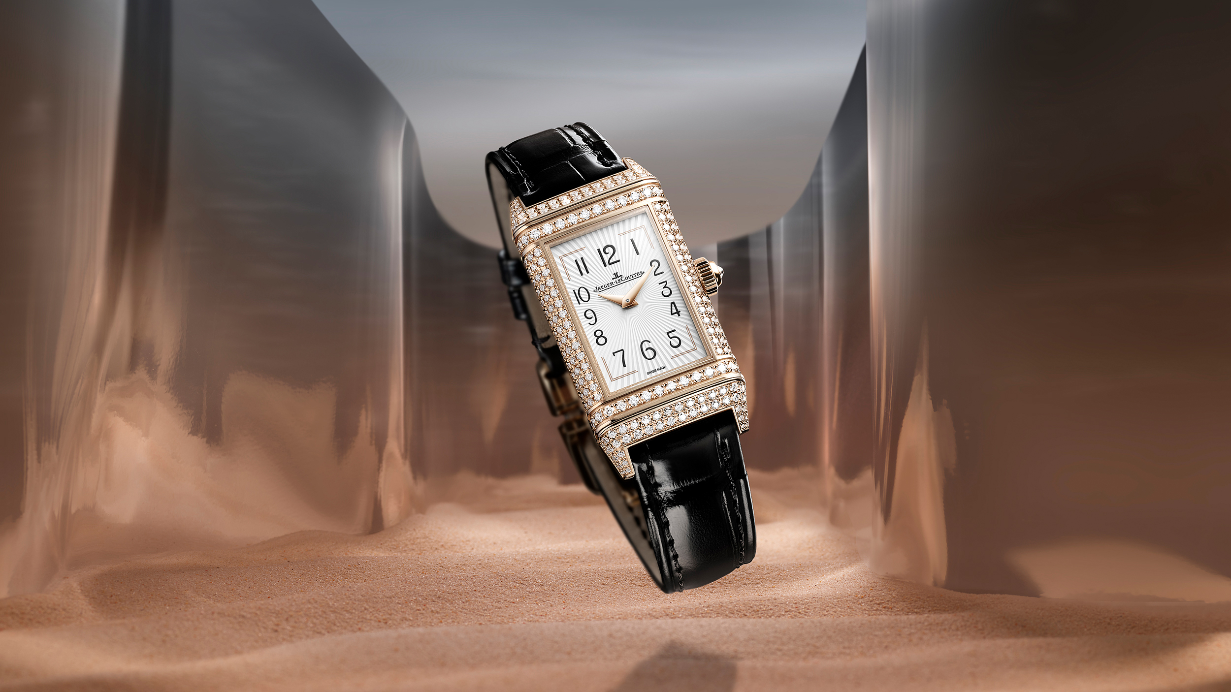 ساعة فاخرة من توقيع دار جيجر-لوكولتر