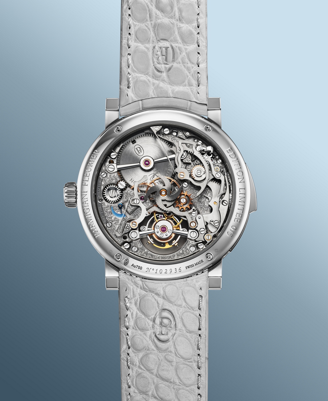 ساعة Carillon Tourbillon  هي إبداع معاصر من بارميجياني فلورييه