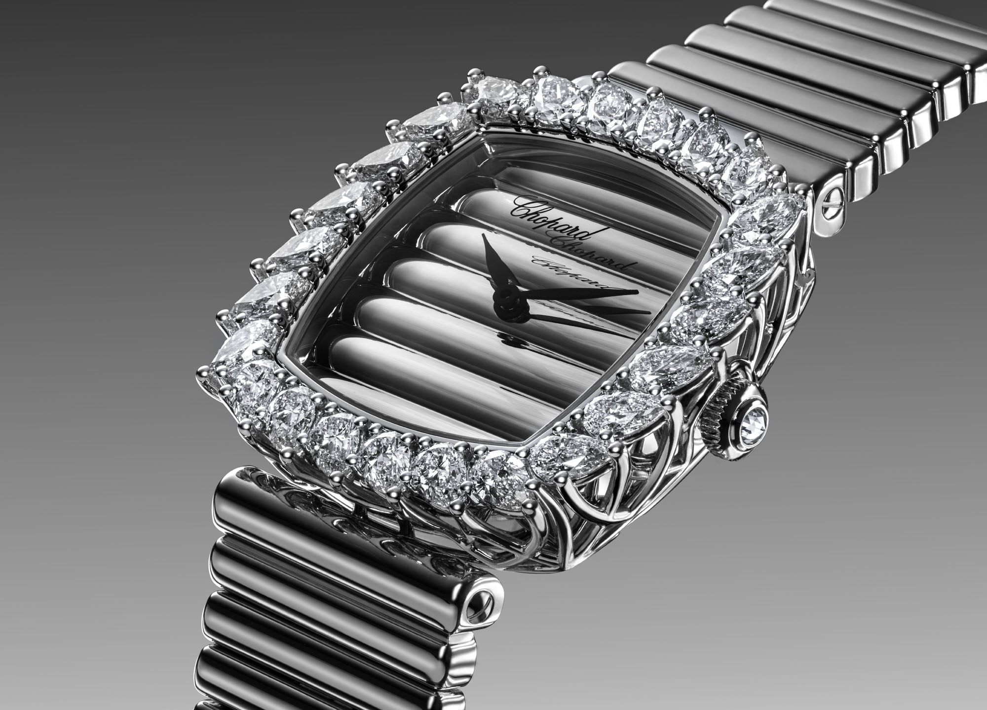 ساعة L'Heure du Diamant الماسية الراقية