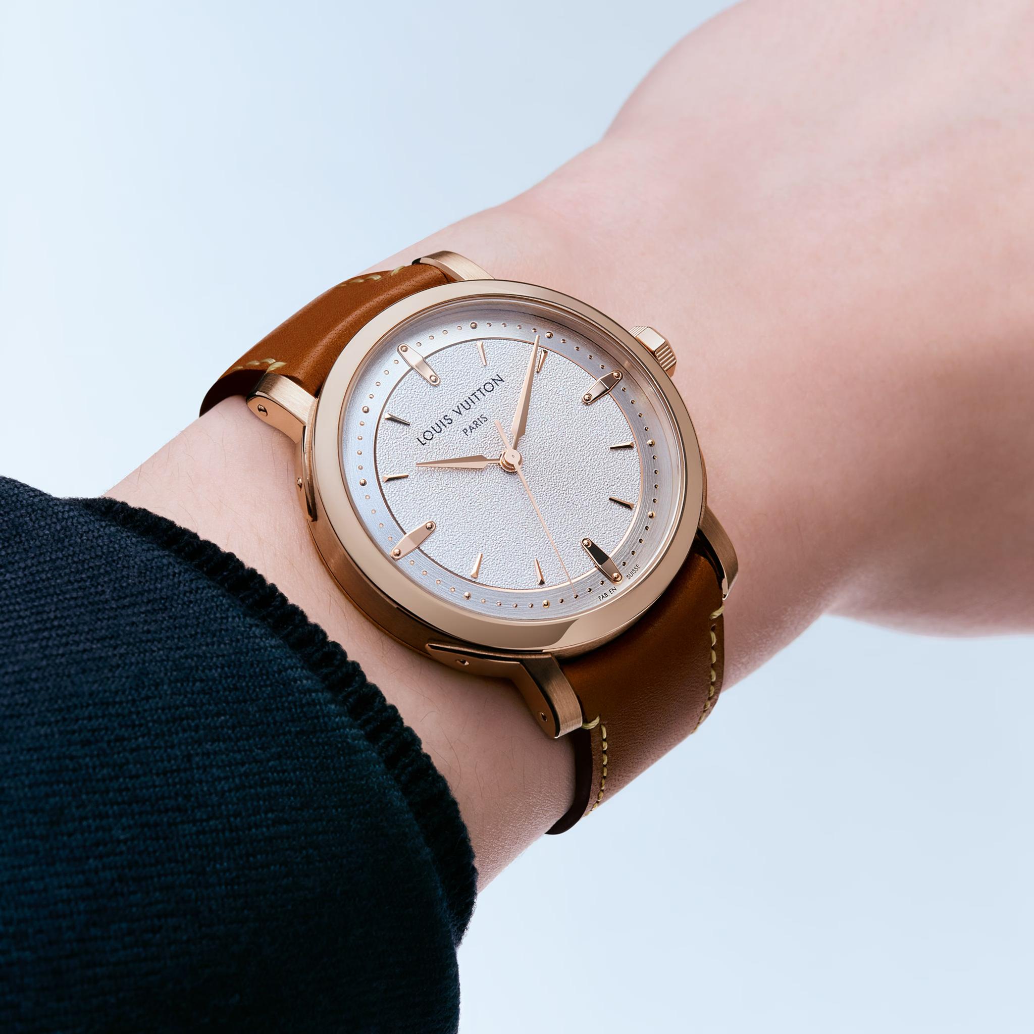 ساعة Louis Vuitton Escale Automatic 39mm من Louis Vuitton