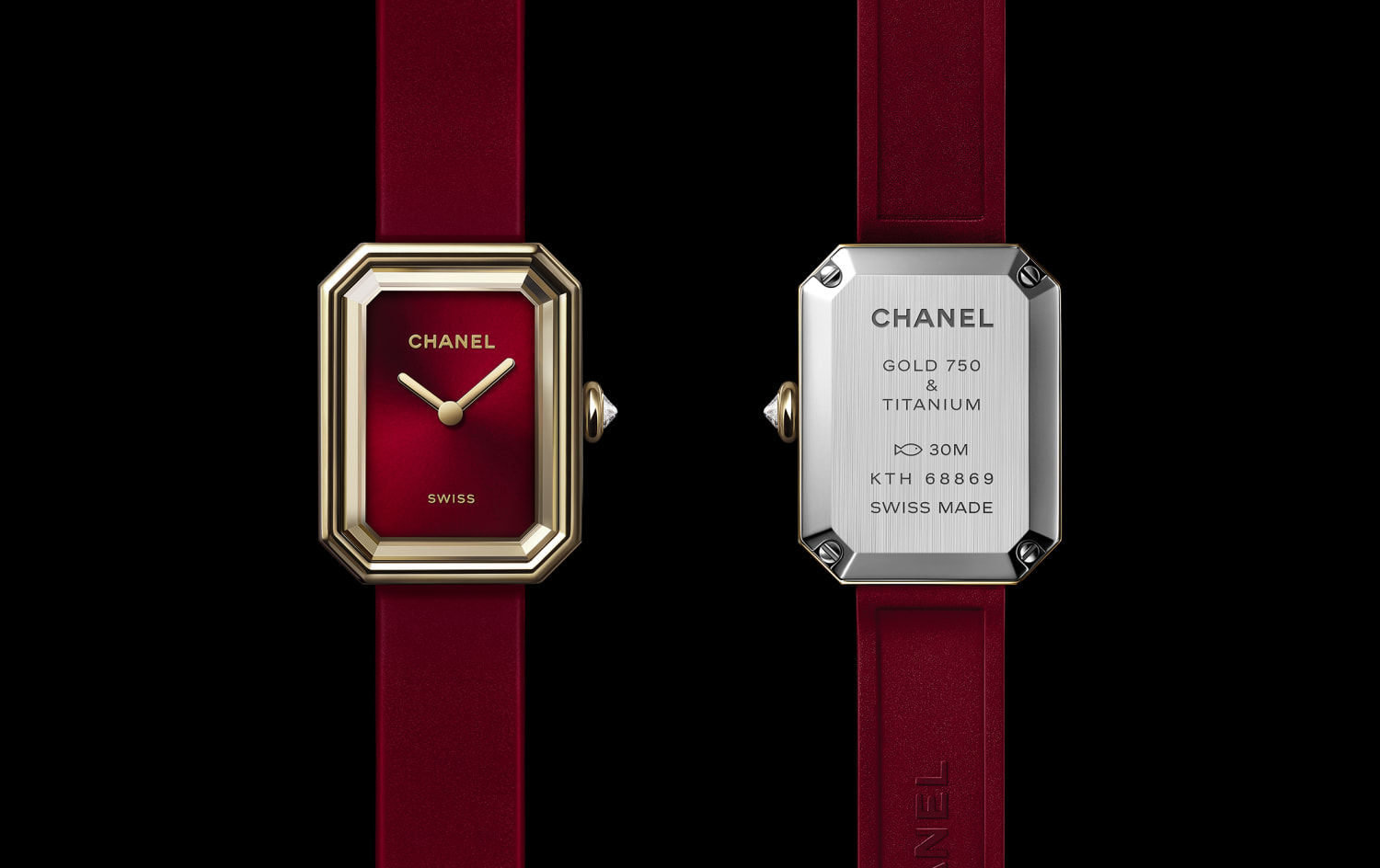 ساعة Première من دار شانيل باللون الأحمر المخمليّ