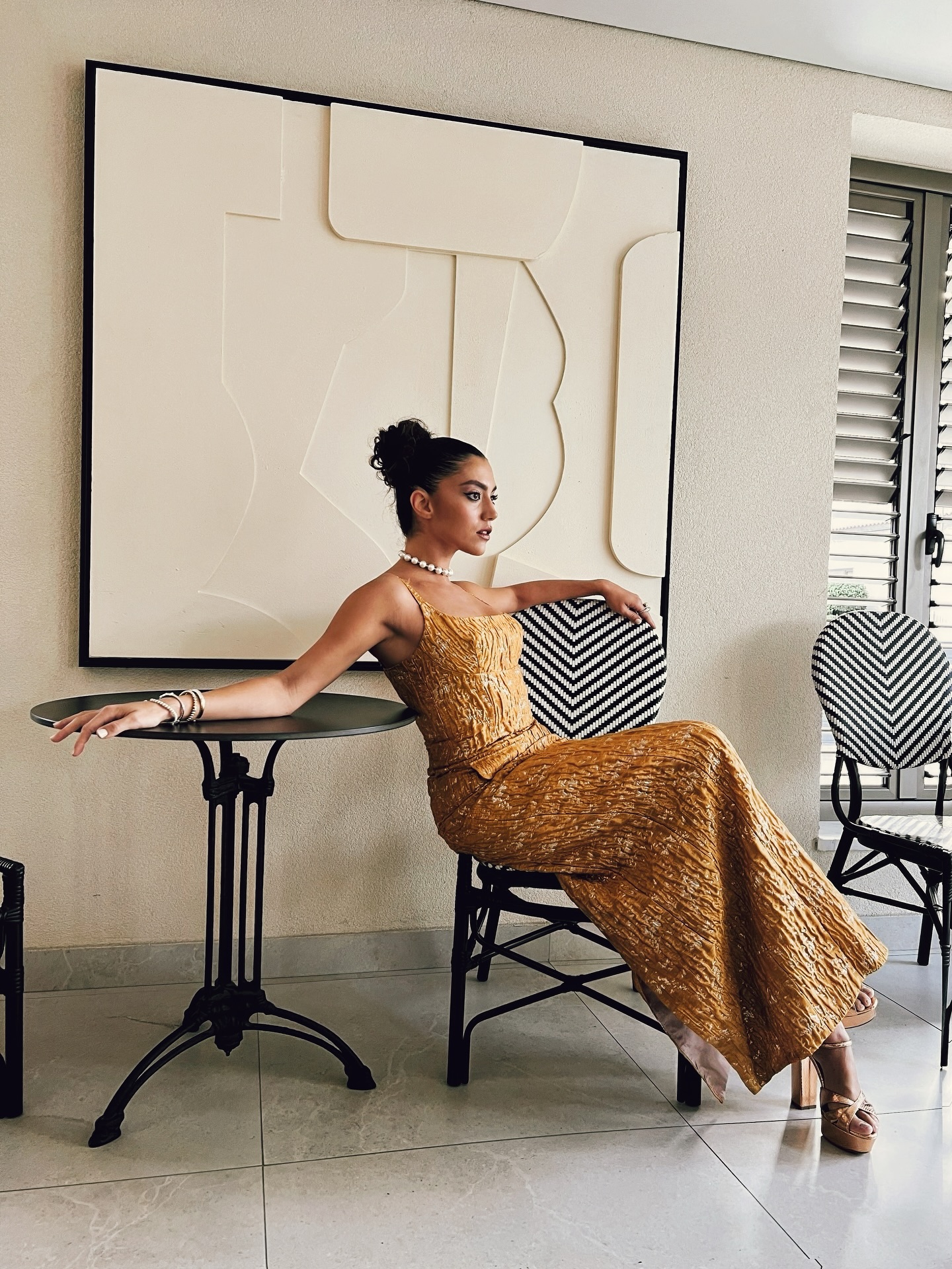 ستيفاني عطا الله بقطع مجوهرات بارزة من دار L’Atelier Nawbar