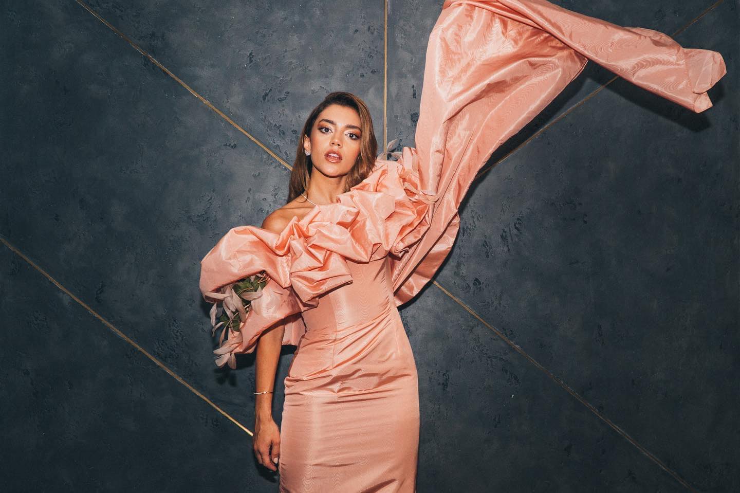 ستيفاني عطاالله تتعاون مع زوجها "زاف" 