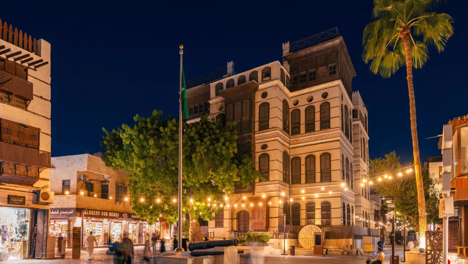 سحر التراث والتاريخ الأصيل في جدة التاريخية في شهر رمضان