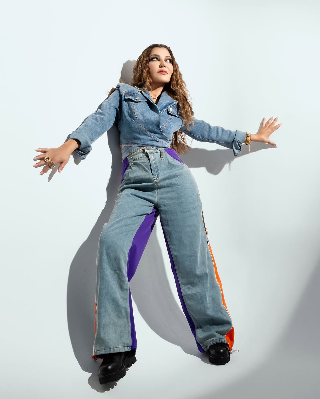 سميرة سعيد بصيحة الجينز