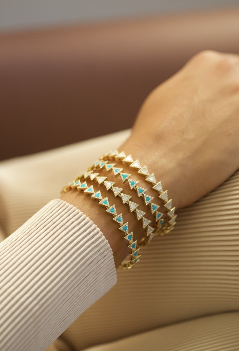 سوار Green Triangle من L’Atelier Nawbar
