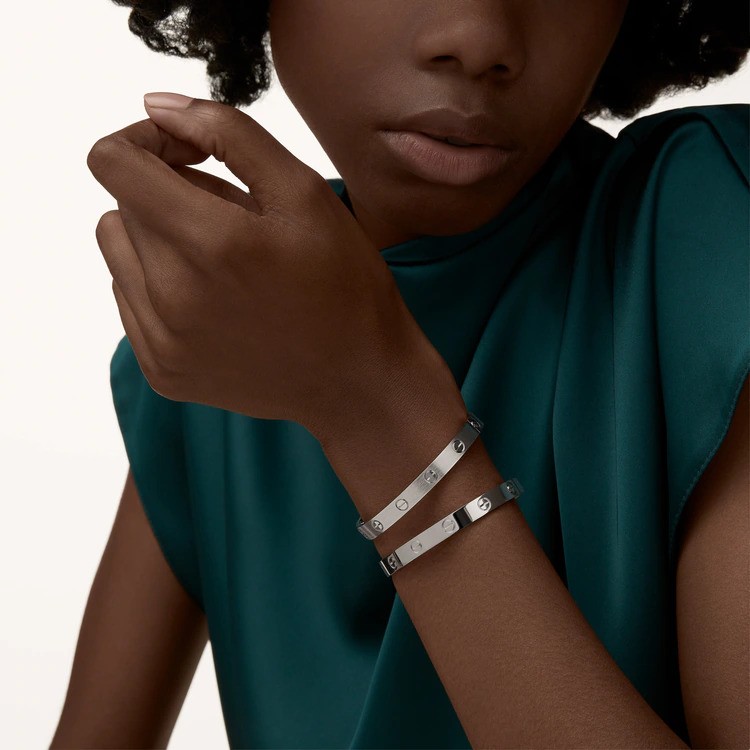 سوار الحب الكلاسيكي من Cartier