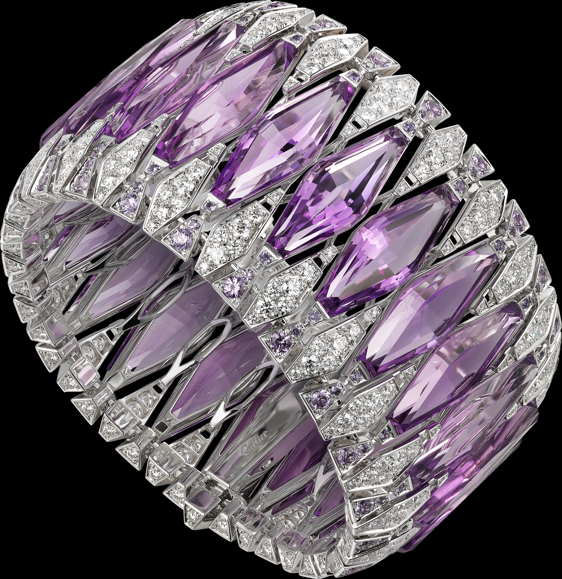 سوار مرصع بأحجار جمشت من Cartier