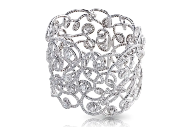 سوار من فابرجيه Fabergé