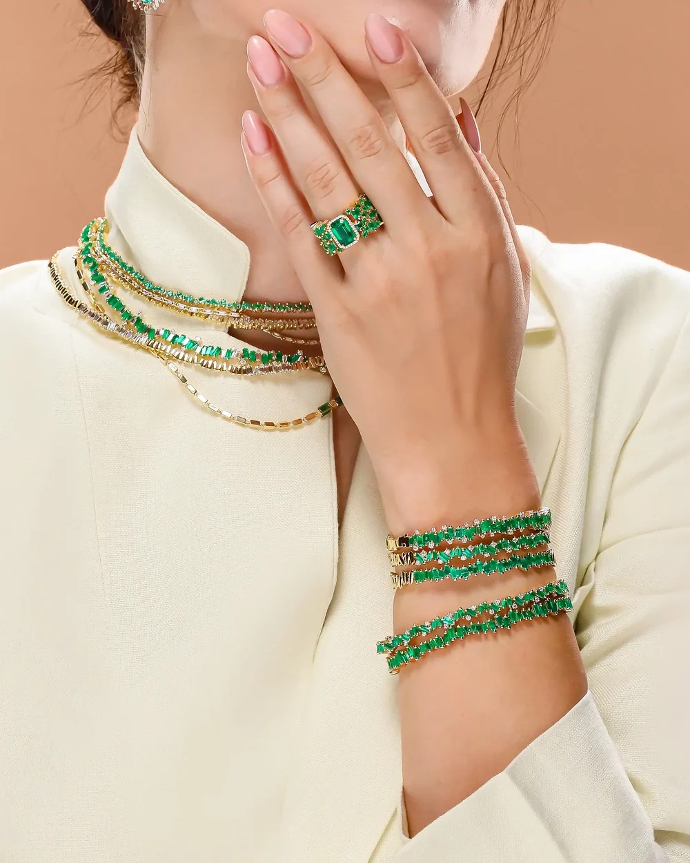 سوار Frenzy Emerald Tennis Bracelet من Suzanne Kalan