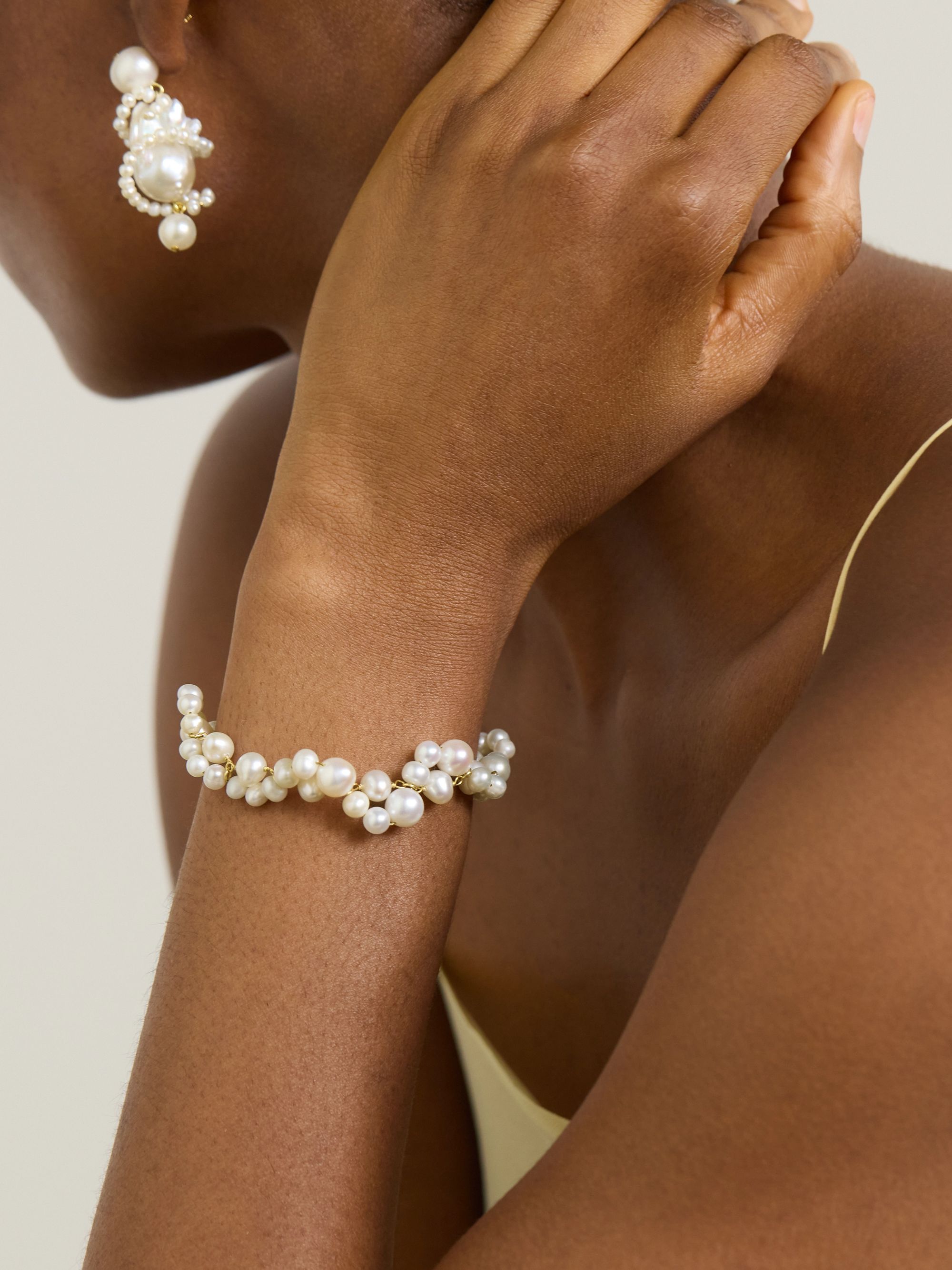 سوار Tide من COMPLETEDWORKS