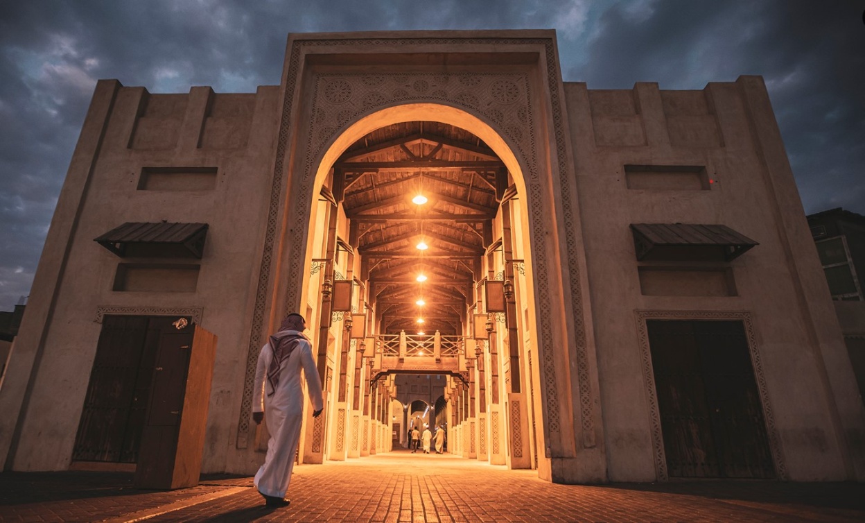 أبواب التراث والتاريخ الاصيل في سوق القيصرية