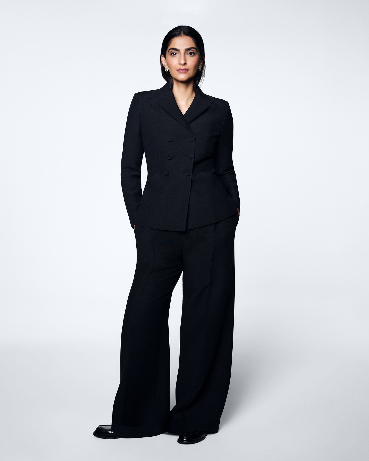 سونام كابور