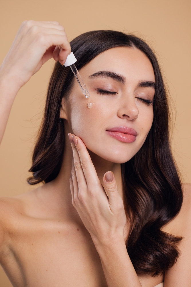 سيروم بذور الشيا لتعزيز النضارة الليلية