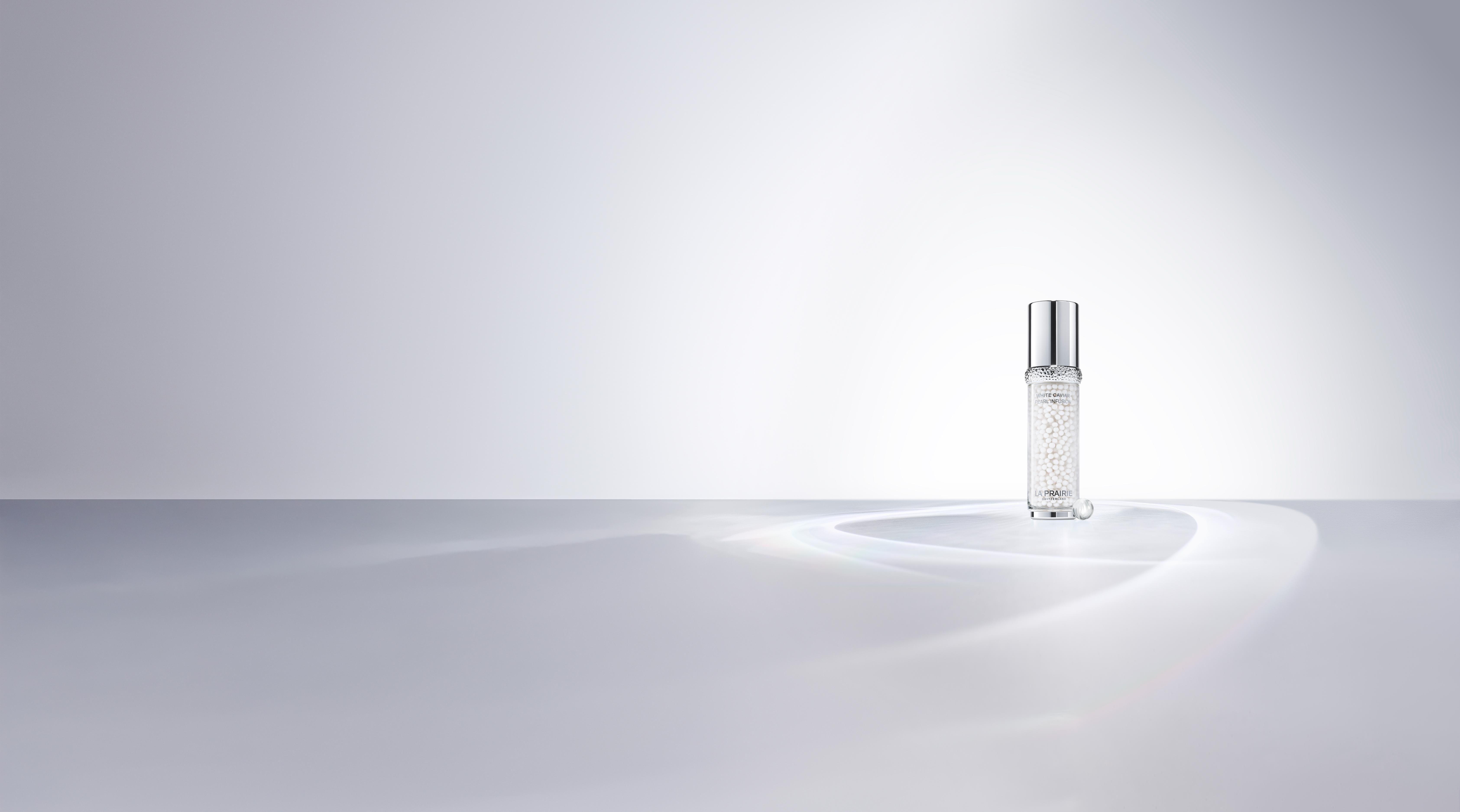 سيروم تفتيح بقوام اللؤلؤ WHITE CAVIAR PEARL INFUSION من La Prairie