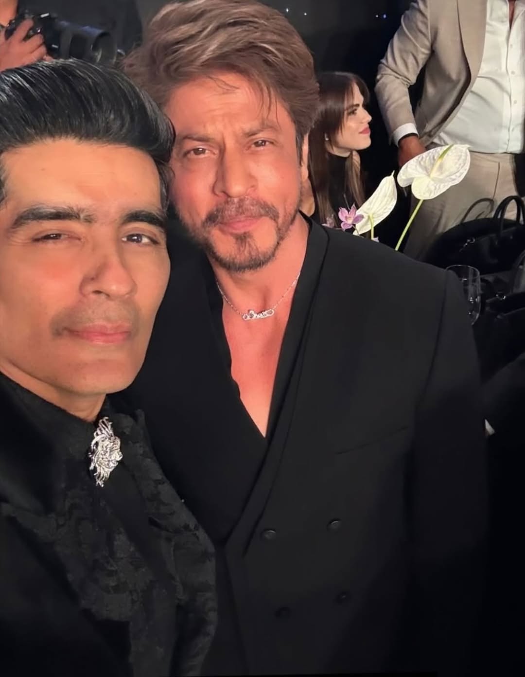 شاروخان يتوج بجائزة أيقونة الأناقة العالمية