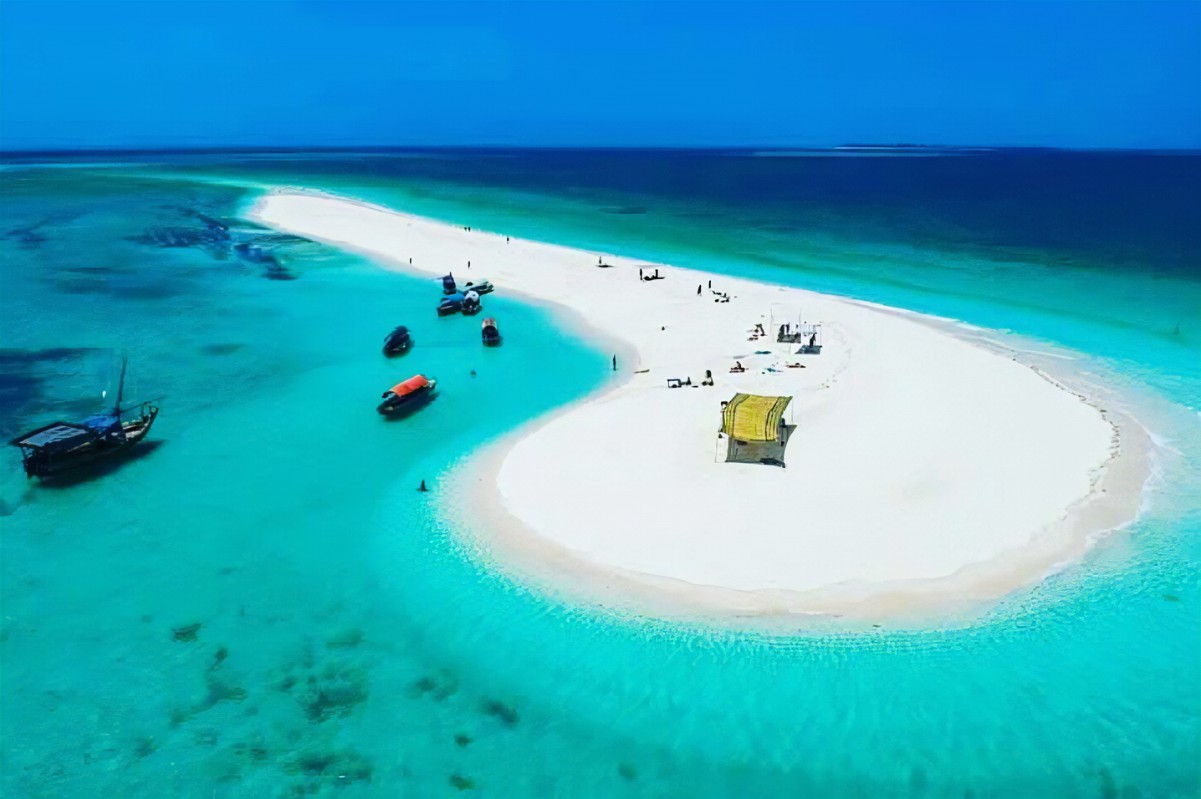 شاطئ ناكوبيندا Nakupenda Sandbank وجزيرة السجن Prison Island