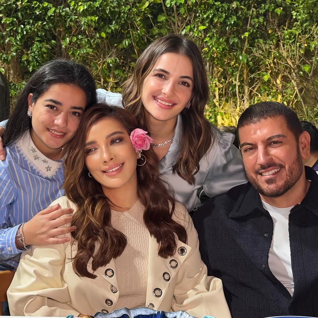 فائق حسن مع أصالة وأسرتها