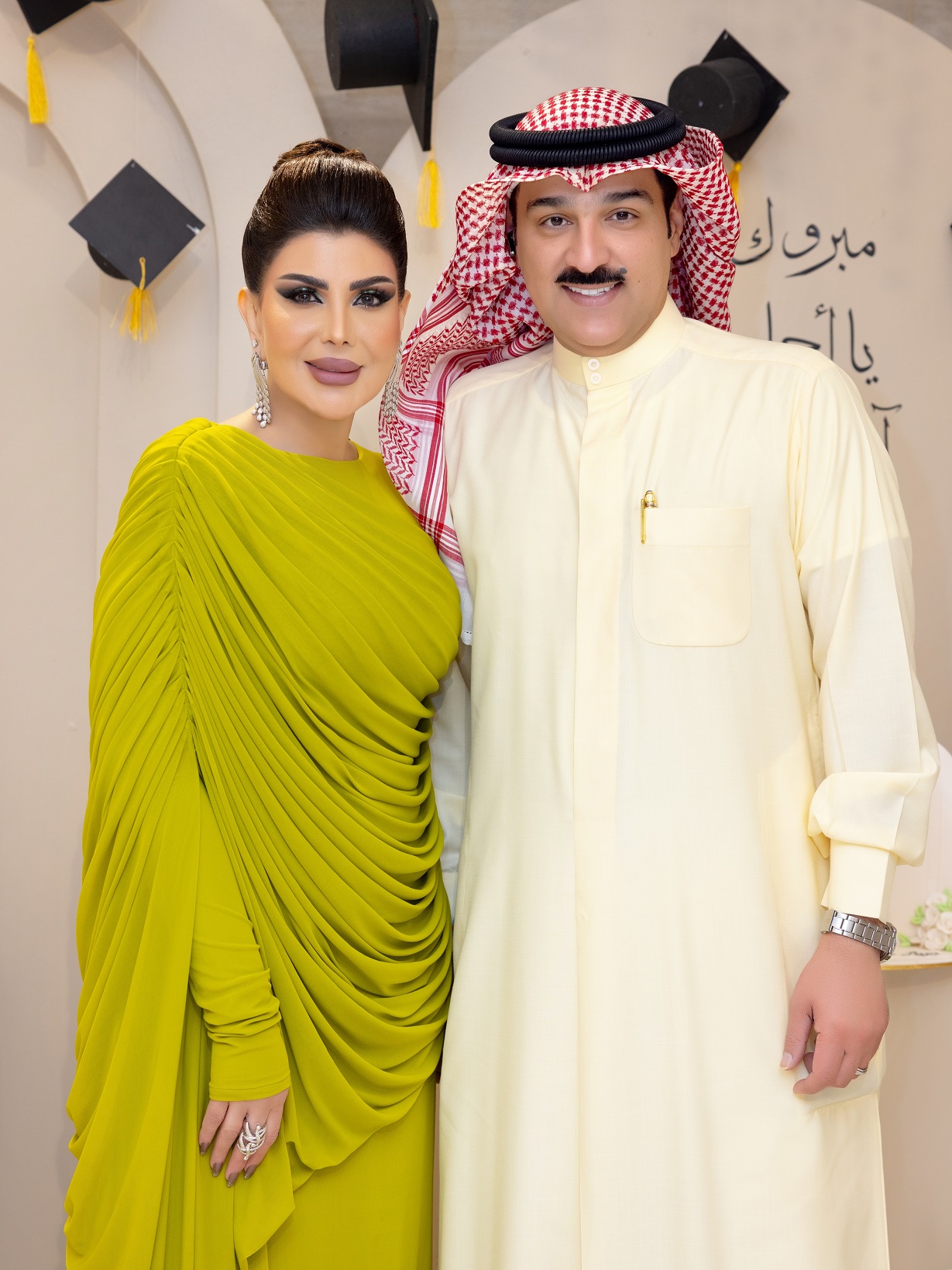 شهاب جوهر ينظم حفل تخرج لابنته آية