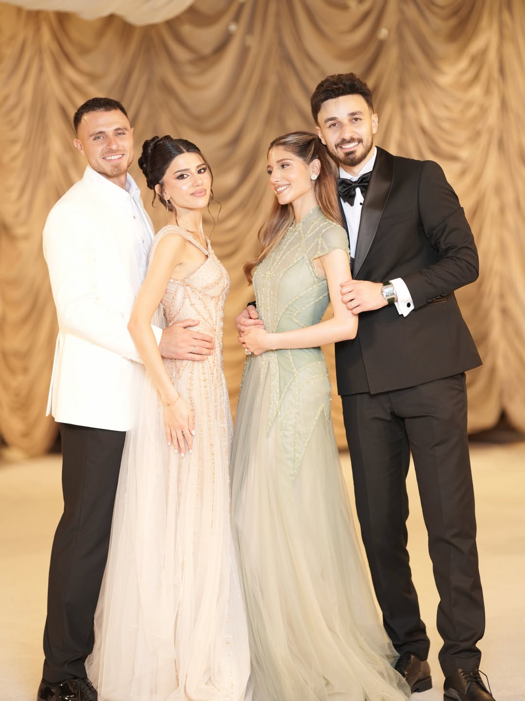 شيرين بيوتي مع شقيقتها سيدرا