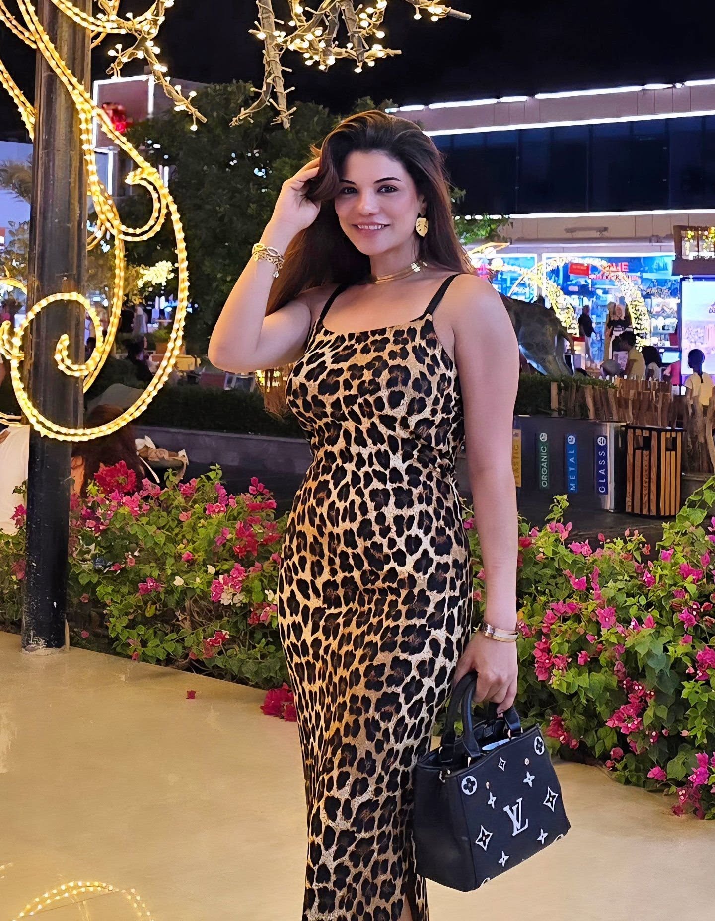 صابرين النجيلي تمتلك موهبة الكتابة والتلحين